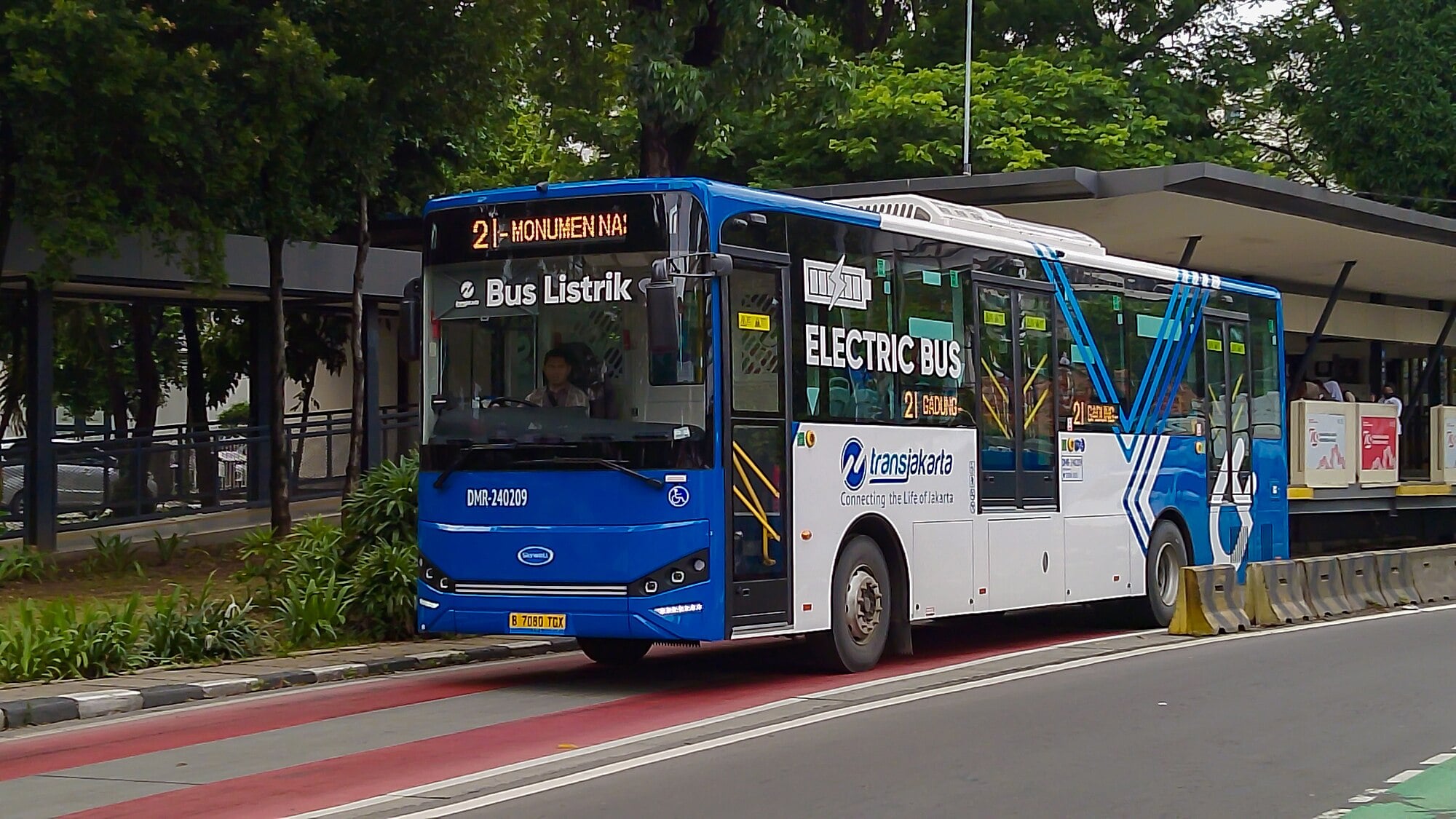 Naik Transportasi Umum Listrik Dapet Voucher Dari PLN, Begini Caranya
