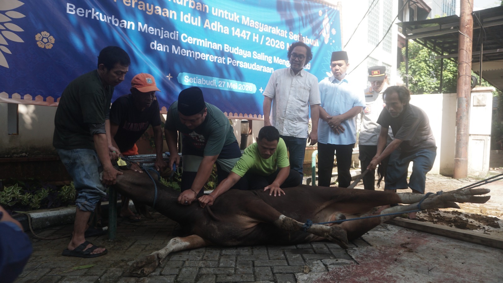 Indofood Salurkan Bantuan Hewan Kurban Iduladha 2026 