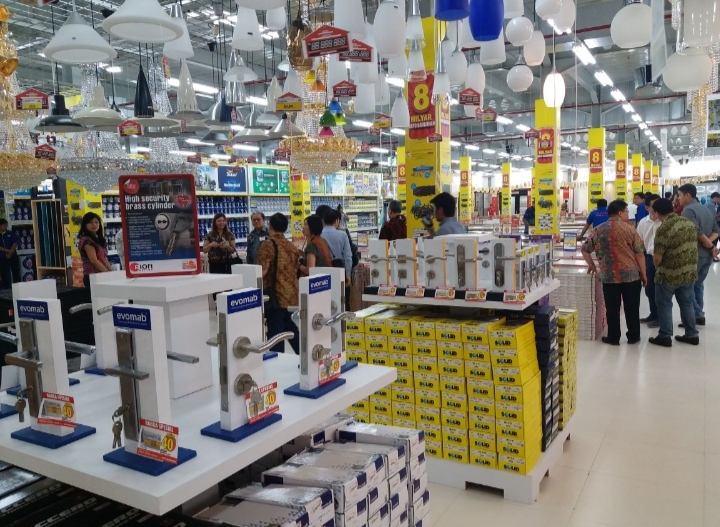 Emiten Hermanto Tanoko (DEPO) Umumkan Tiga Petinggi Mengundurkan Diri