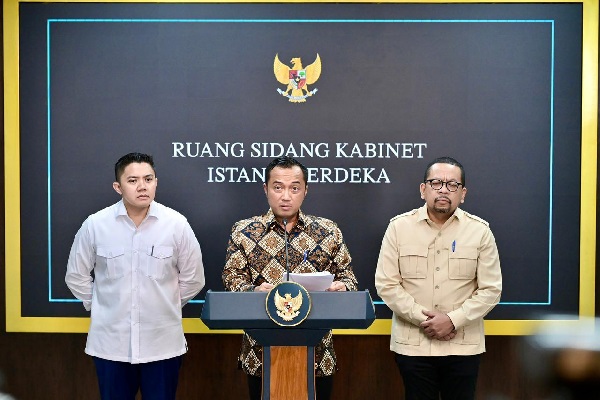 Pelaksanaannya Dievaluasi, Tapi Istana Pastikan Program MBG Lanjut