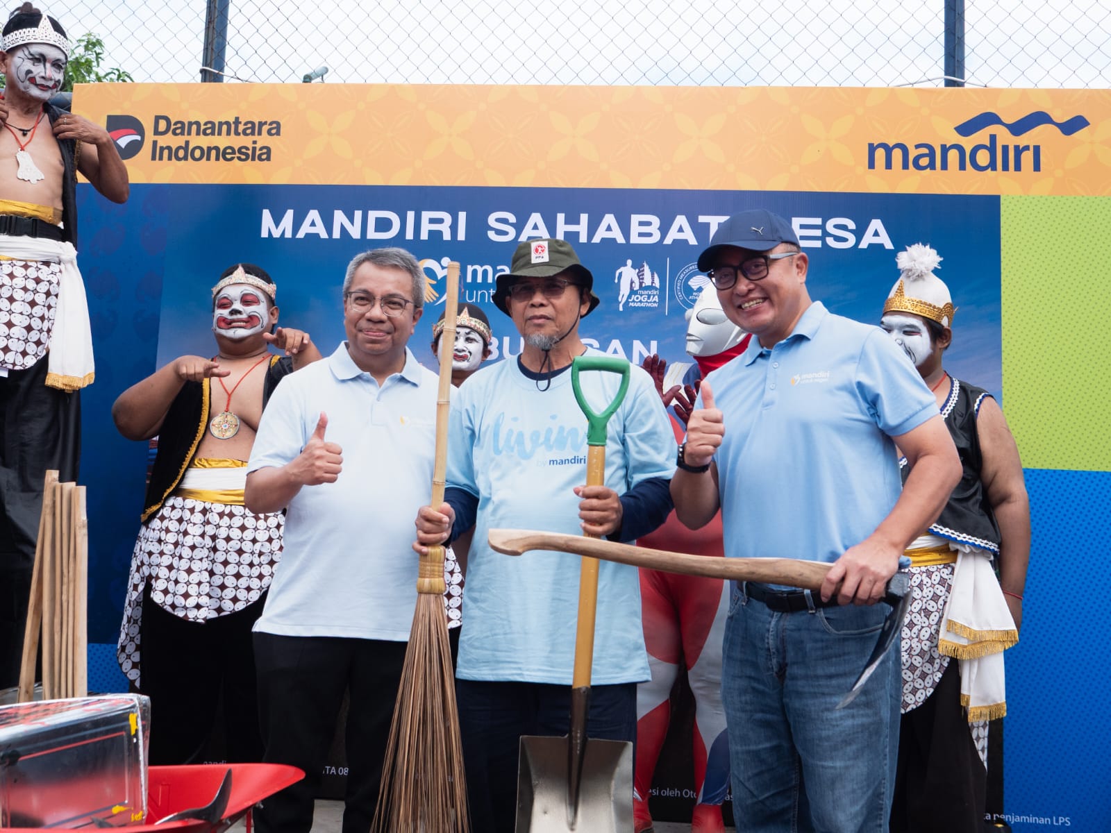 Bank Mandiri (BMRI) Gelar Program Sahabat Desa di Sepanjang Rute MJM