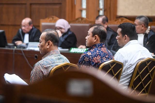 Jaksa Dakwa 3 Pejabat DJBC Terima Suap Rp63M dari Bos Blueray Cargo