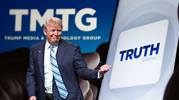 Picu Volatilitas Bursa Saham: Trump Jual Data Penggerak Pasar