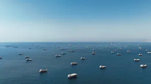 AS-Iran Memanas, Premi Asuransi Kapal Selat Hormuz Meroket 10 Persen