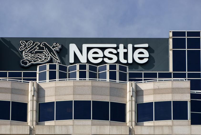 Saham Nestlé Anjlok 7 Persen Usai Laba Jatuh, Bisnis Air Dijual
