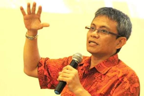 Soroti Rupiah, Ekonom Usul Gubernur BI ke Depan Pimpin Sektor Riil