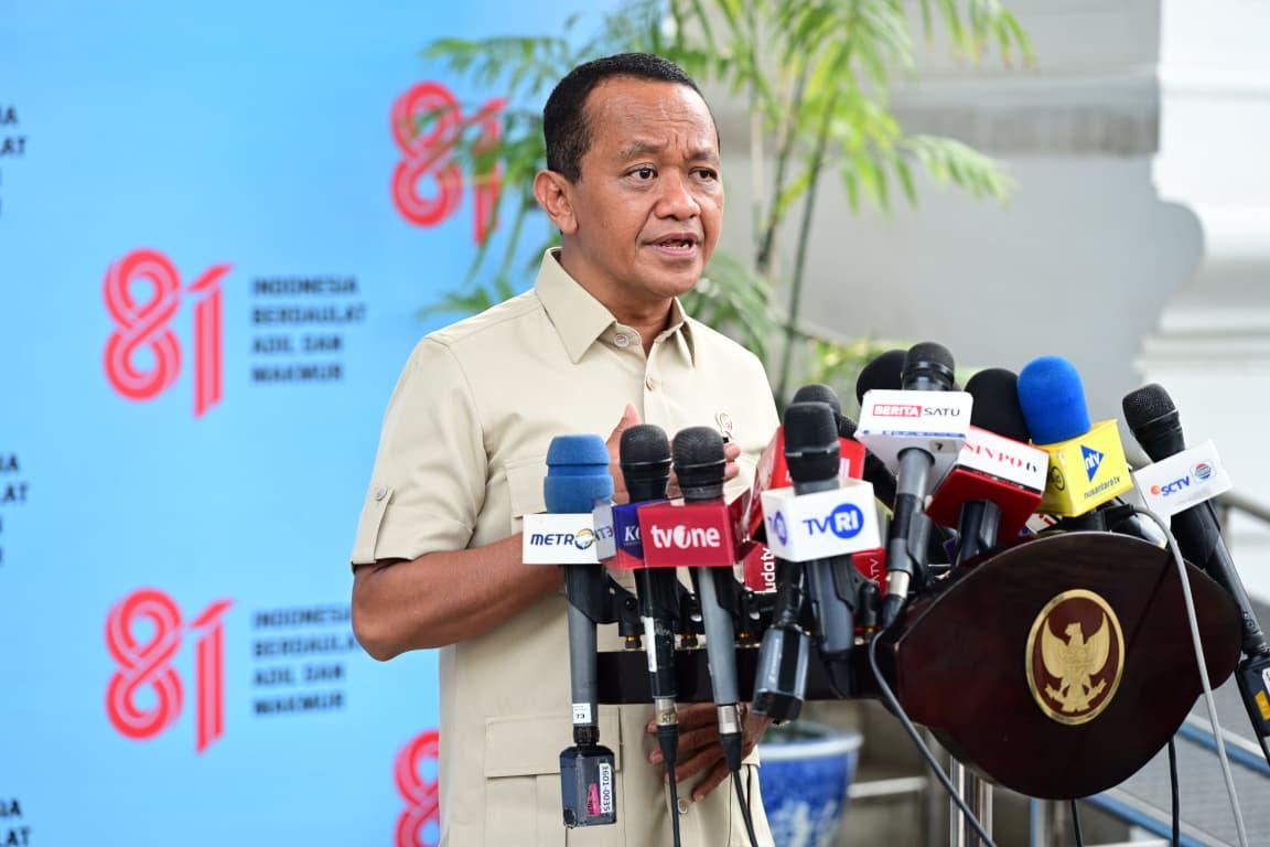 BBM Subsidi Batal Naik, Prabowo Kebut PLTS 100 GW