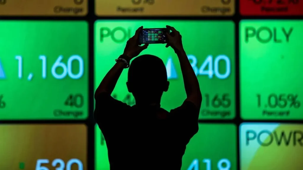 Daftar Saham <i>Top Gainers</i> Sepekan, BACH Pimpin Klasemen