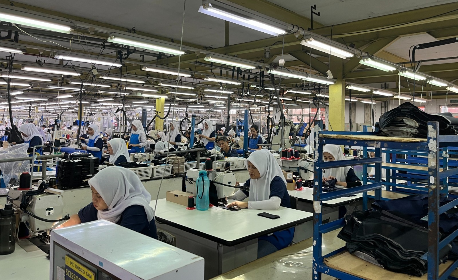 Strategi TRIS Pacu Penjualan Ekspor Tembus 60 Persen, Laba Terkerek