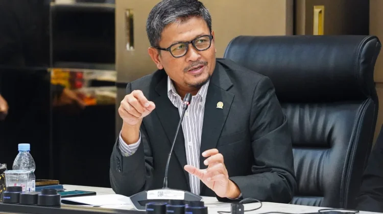 DPR Minta Ekonomi RI Cari Mesin Baru Selain Konsumsi