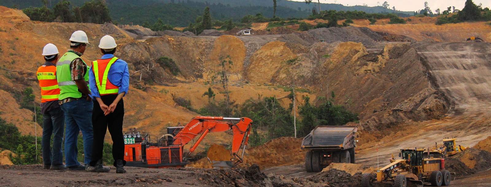 Rugi Menipis, Defisit ZINC Makin Tebal Semester I
