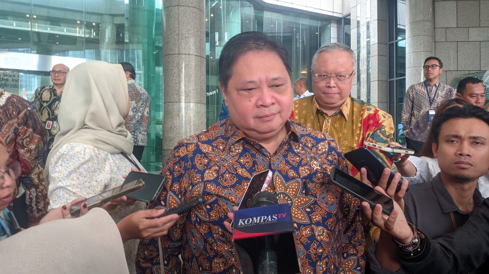 Menko Airlangga Pede ETF Emas RI Salip India dan Singapura