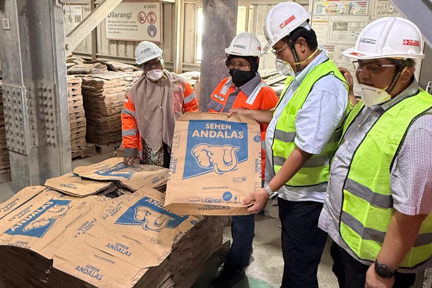 Hadapi Lonjakan Permintaan di Aceh, SMGR Pacu Produksi dan Distribusi