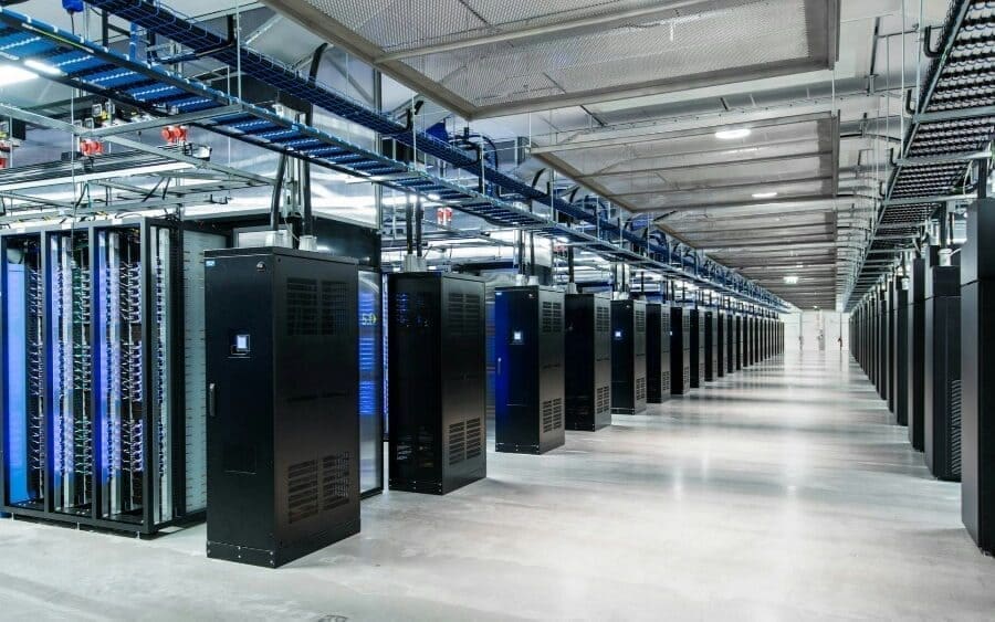 Potensi Ledakan Data Center, Saham Ini Berpotensi Ketiban Berkah?