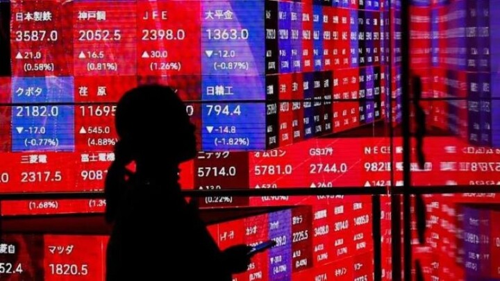 Bursa Jepang Terperosok 1,4% Imbas Hawkish Fed dan Minyak