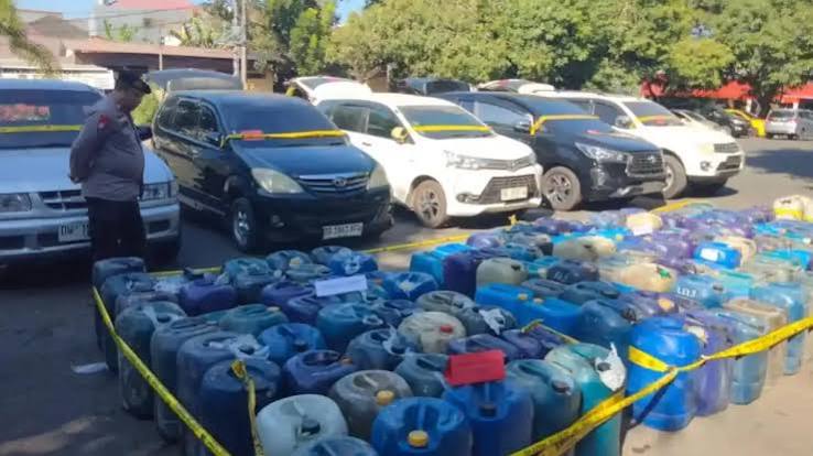 Polda Sulsel Ungkap ada 17 Tersangka Penimbun 18.905 Liter BBM Subsidi
