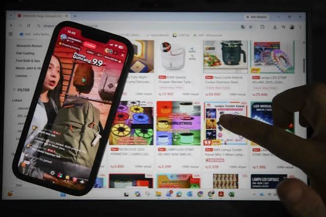 Tunggu Platform Siap, Pajak Marketplace Berlaku Mulai 1 November