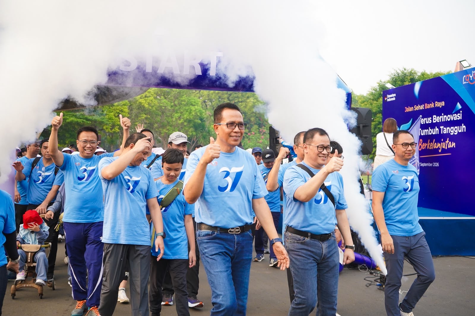 HUT Ke-37, Bank Raya Hadirkan Pengalaman Raya Active melalui Jalan Seh