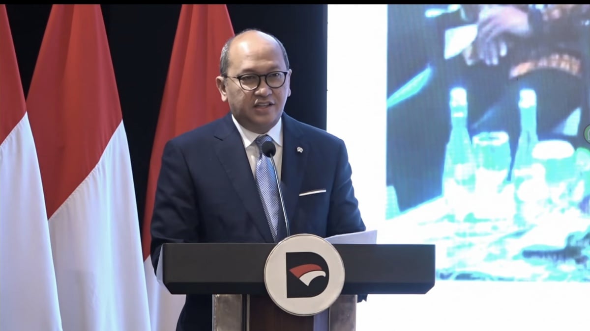 Danantara Siapkan IPO BUMN: Mending Fokus Bereskan BUMN Bermasalah?