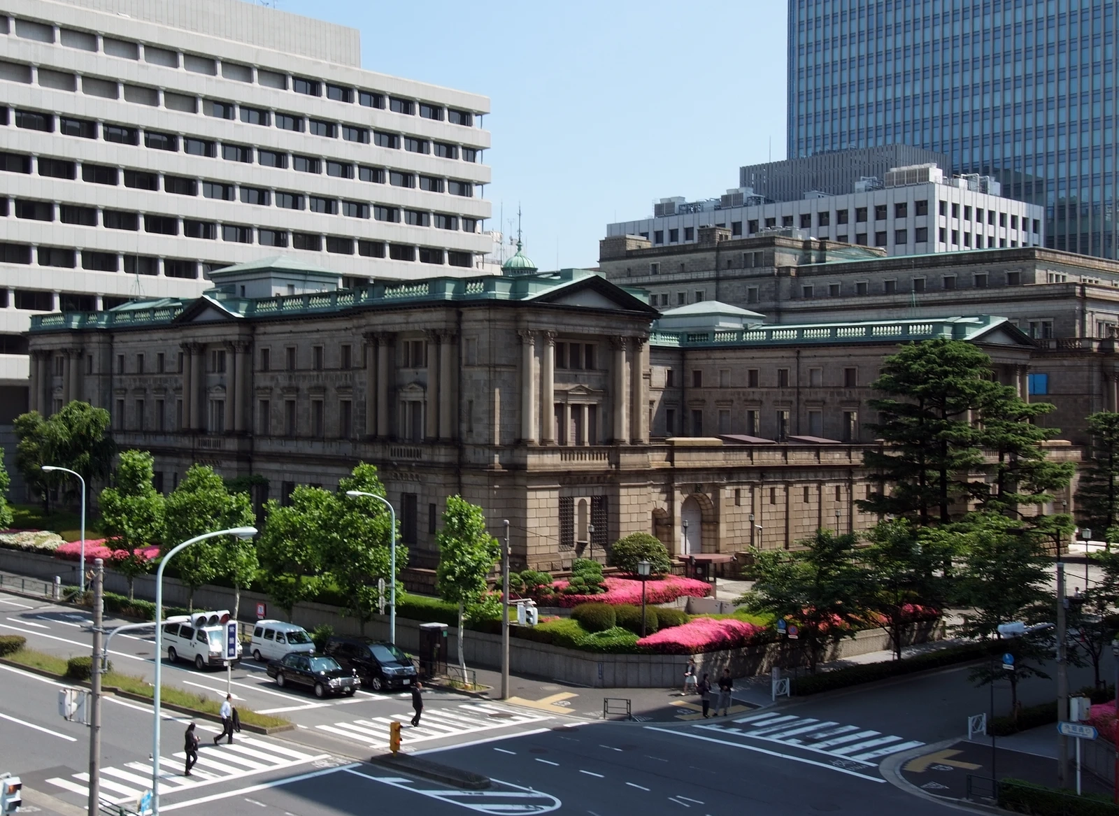 Inflasi Inti Jepang Tembus 2,1%, BOJ Berpeluang Naikkan Suku Bunga