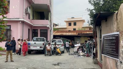 बजेट कटौती भएपछि हेमोफेलियाका बिरामी आन्दोलनमा, कोशीको स्वास्थ्य मन्त्रालयमा दिए&hellip;