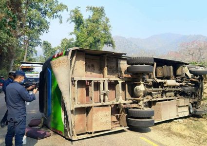 ‘रोड सेप्टी’ मापदण्ड पालना नहुँदा सडक सुरक्षा चुनौतीपूर्ण