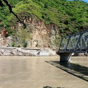 सिन्धुलीलाई रामेछाप र ओखलढुंगासँग जोड्ने १० वटा पुलमा क्षति