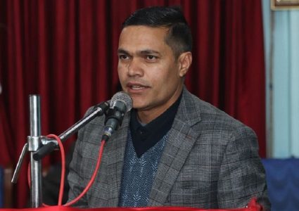 शक्ति वस्नेतलाई प्रचण्डले चौथो पटक टिकट दिएपछि पार्टीभित्र व्यापक असन्तुष्टि !