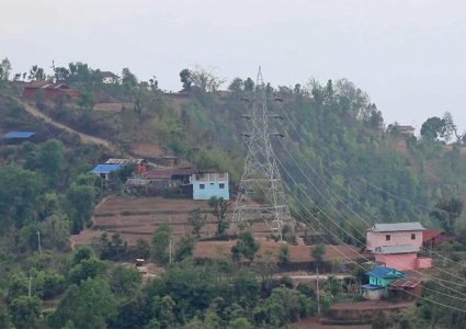 ६१ हजार घरधुरीमा विद्युत सेवा, ९९ प्रतिशत विद्युतीकरण