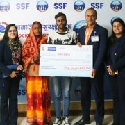 श्रमिकको परिवारलाई २० लाख बढी आर्थिक सहायता