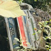 चुनावका लागि बेस क्याम्प खडा गर्न सेना बोकेर हिँडेको बस दुर्घटना , २४ जना घाइते