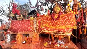 पाथीभरामा पुगे एकै महिनामा १० हजार बढी दर्शनार्थी