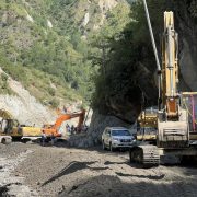 वर्षायाममा पुनर्निर्मित बिपी राजमार्गबाटै यातायात सञ्चालन गर्ने तयारी