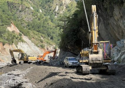 वर्षायाममा पुनर्निर्मित बिपी राजमार्गबाटै यातायात सञ्चालन गर्ने तयारी