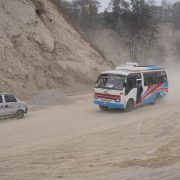 धुलिखेल–खावा सडक : कालेपत्र गर्न आगामी चैत ७ गतेदेखि २० गतेसम्म रातका समयमा यातायात बन्द गरिने