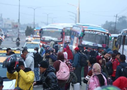 उपत्यकाबाट बाहिरिँदै मतदाता, साढे सात लाख बढीले छाडे काठमाडौं