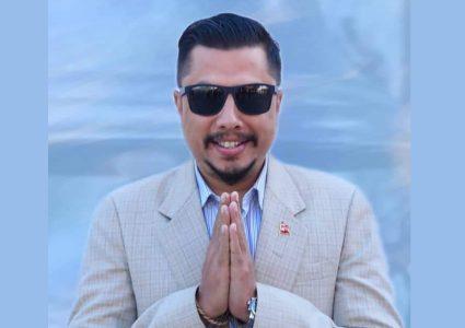 काठमाडौँ–८ मा रास्वपाका विराजभक्त श्रेष्ठ विजयी