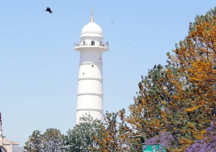 अब धराहरा परिसरमा निःशुल्क पार्किङ सेवा