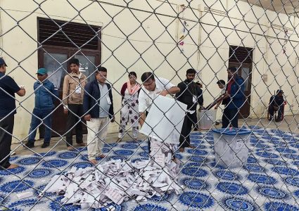 सिरहामा मतगणना सुरु, क्षेत्र नं ४ मा रास्वपाको प्रारम्भिक अग्रता