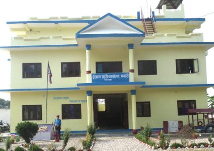 मकवानपुरको मनहरीमा प्रहरी र लागुऔषध सेवनकर्ताबीच झडप