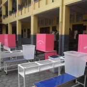 दार्चुलाको दुई मतदान केन्द्रमा आएनन् मतदाता