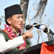 इलाम-२ मा एमालेका सुहाङको अग्रता, एमाले र श्रम संस्कृति पार्टीबीच प्रतिस्पर्धा