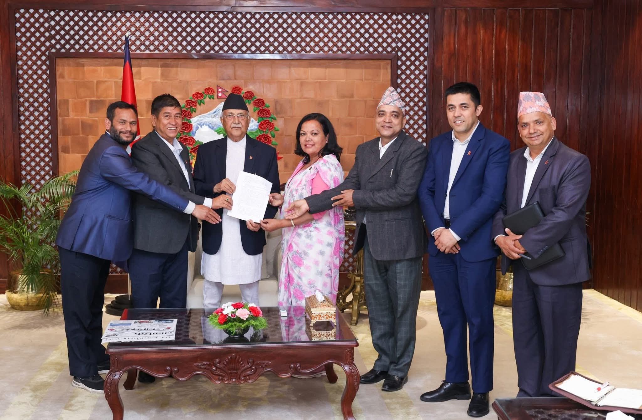 खारेज भएका दलीय कर्मचारी ट्रेड युनियनका पदाधिकारीको गैरकानुनी सौदाबाजी