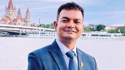 प्रदेशनै नगइकन सचिव कृष्णहरि पुष्कर कर्ण घर गए