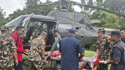 ज्यान जोखिममा परेका दुई महिलाको सफल हवाई उद्धार
