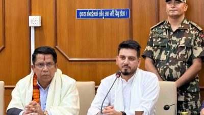 ५ वर्ष सचिव चलाएर गोपालप्रसाद सिग्देल गए घर  